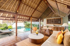 32-inch LED TV with cable channels, TV, DVD player - Mayaloka Villas Seminyak (Seminyak)