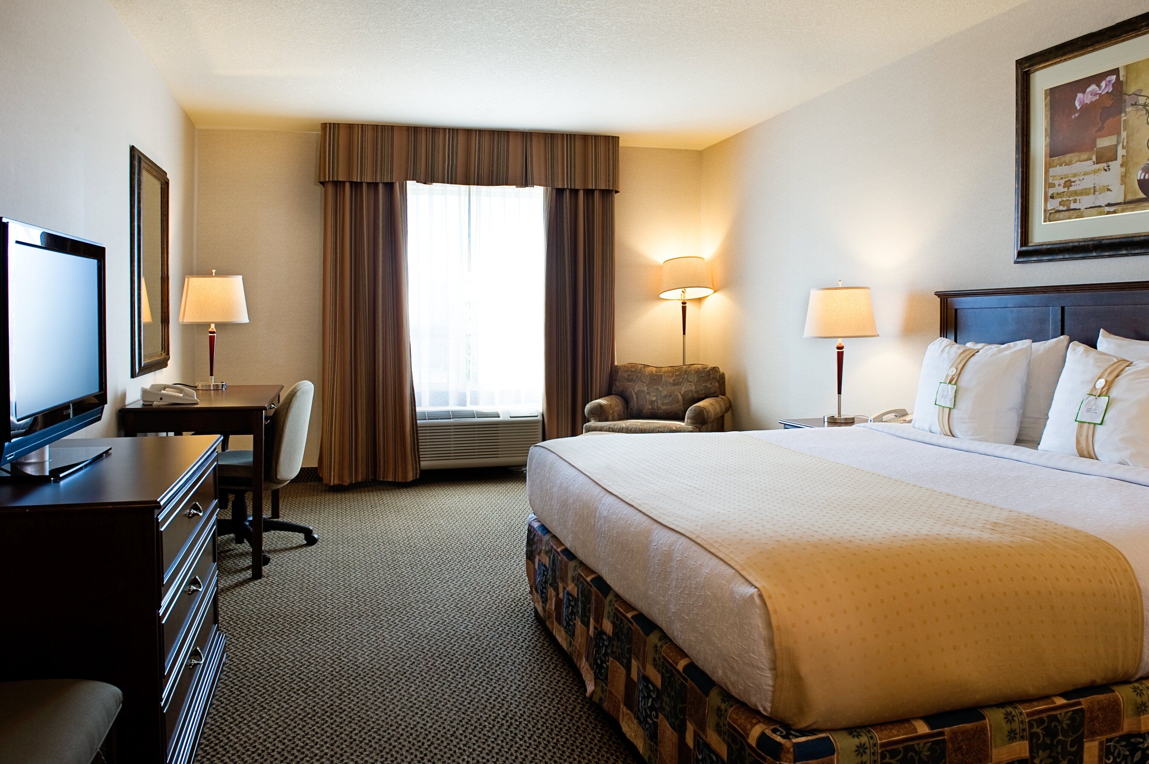 Photo - Holiday Inn Hotel & Suites-West Edmonton by IHG