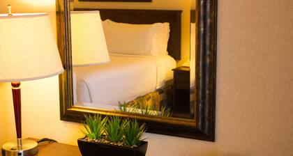Holiday Inn Hotel & Suites West Edmonton by IHG