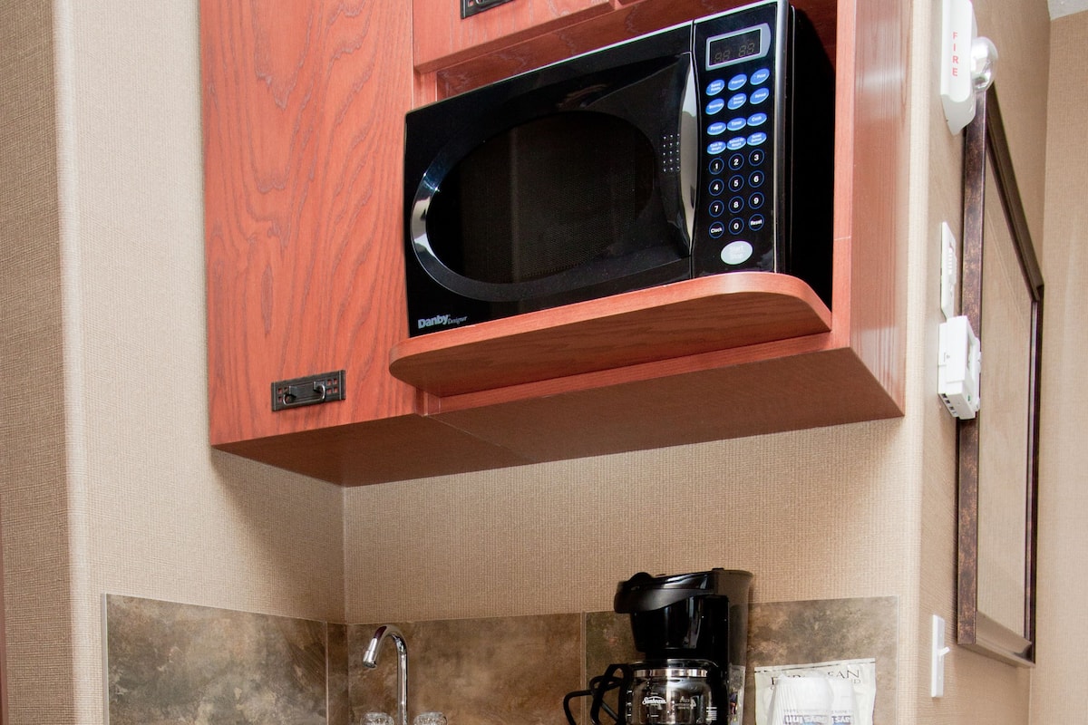 In-room safe, desk, blackout drapes, iron/ironing board