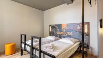 Bügeleisen/Bügelbrett, kostenloses WLAN, Bettwäsche