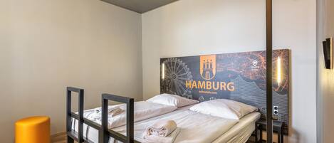 Iron/ironing board, free WiFi, bed sheets