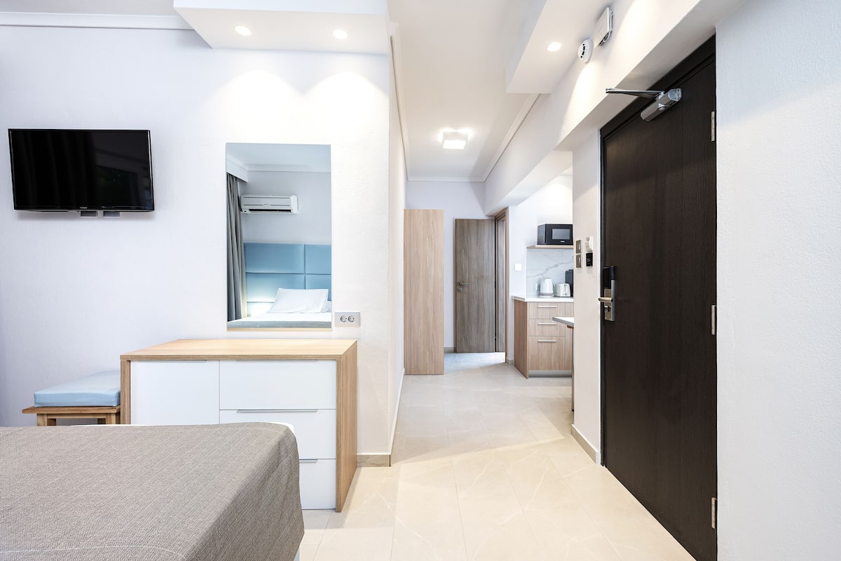 Studio | In-room safe, free WiFi, bed sheets