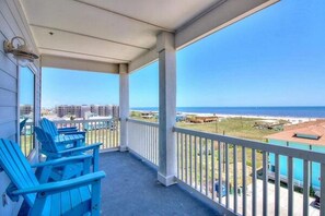 Deluxe Suite, 2 Bedrooms, Ocean View | Balcony