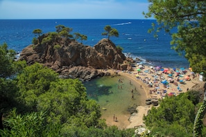 Na praia