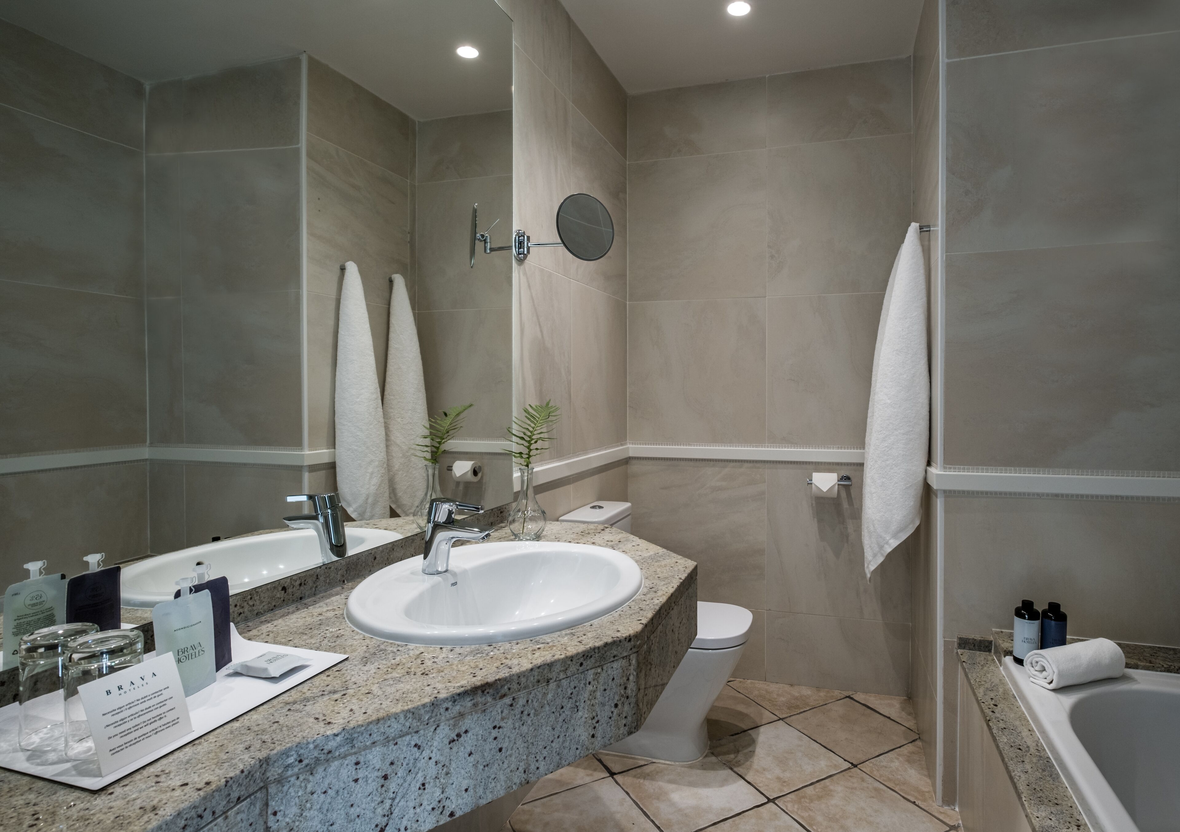 superior double room, sea view | in-room safe, desk, iron/ironing board, cots/infant beds