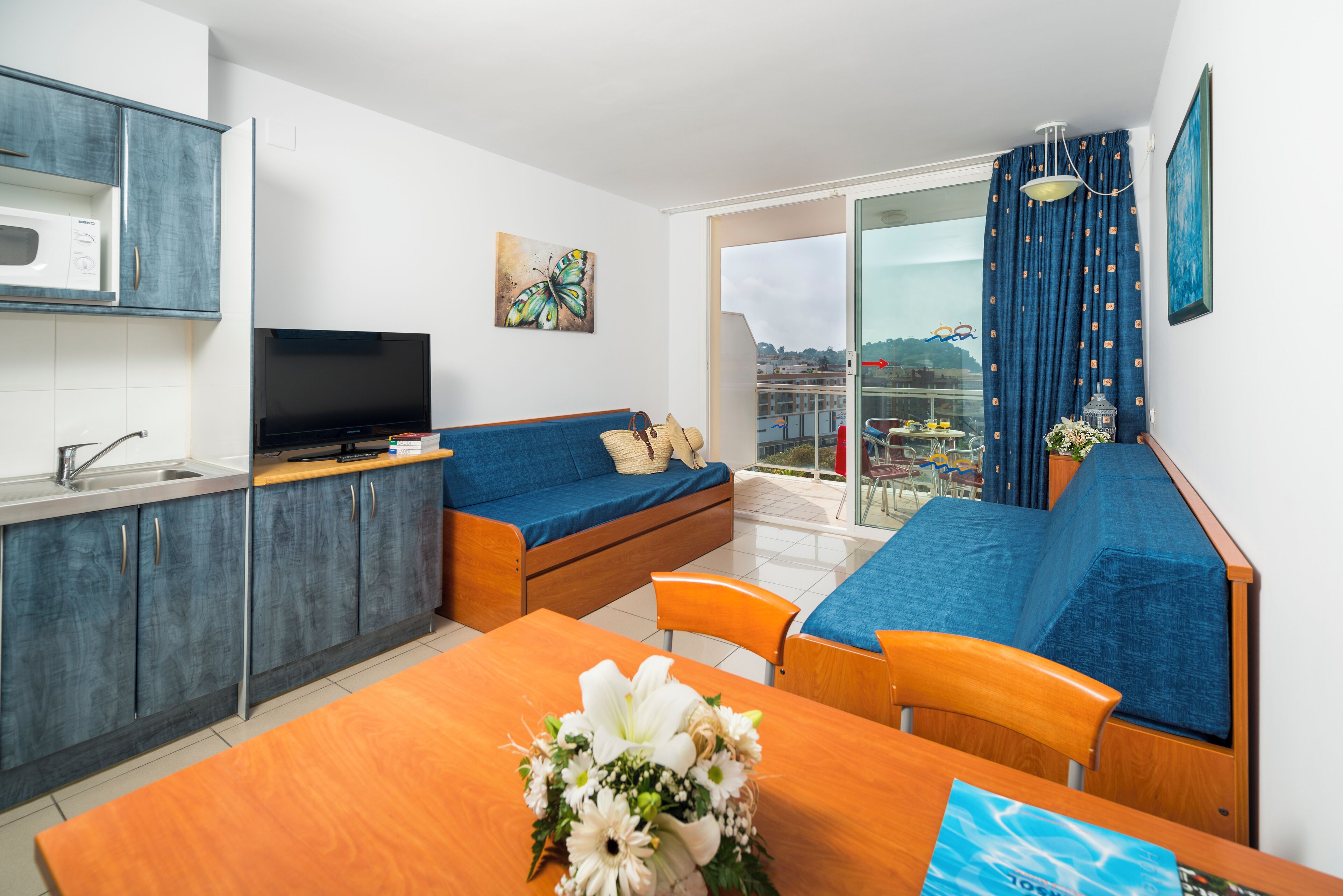 1 bedroom, in-room safe, blackout drapes, free cribs/infant beds