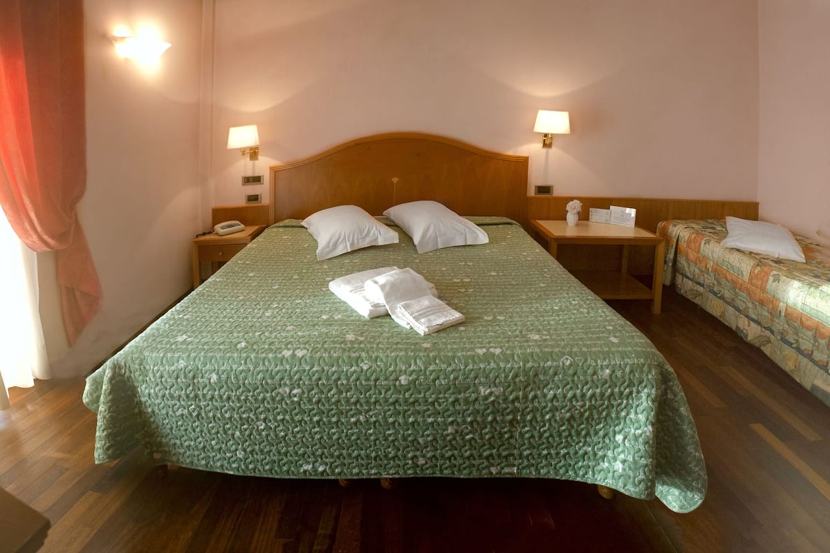 Standard Room | In-room safe, desk, soundproofing, cots/infant beds