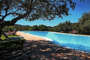 Piscina stagionale all'aperto