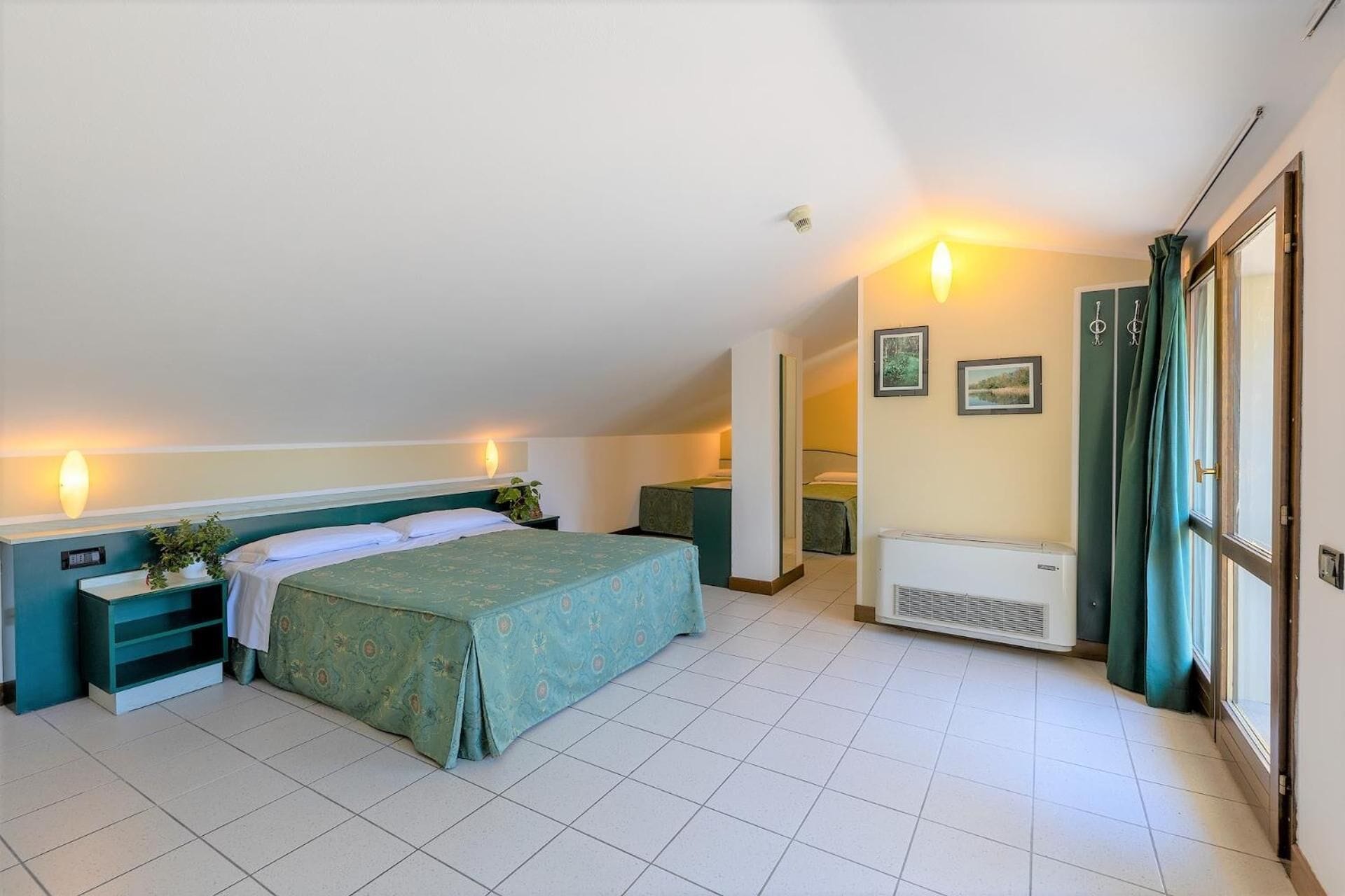 1 bedroom, in-room safe, desk, free wifi