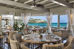 3 间餐厅，供应早餐和晚餐，意大利菜