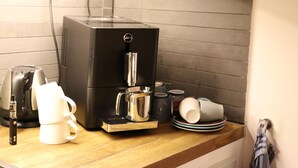Kaffe og/eller kaffemaskin