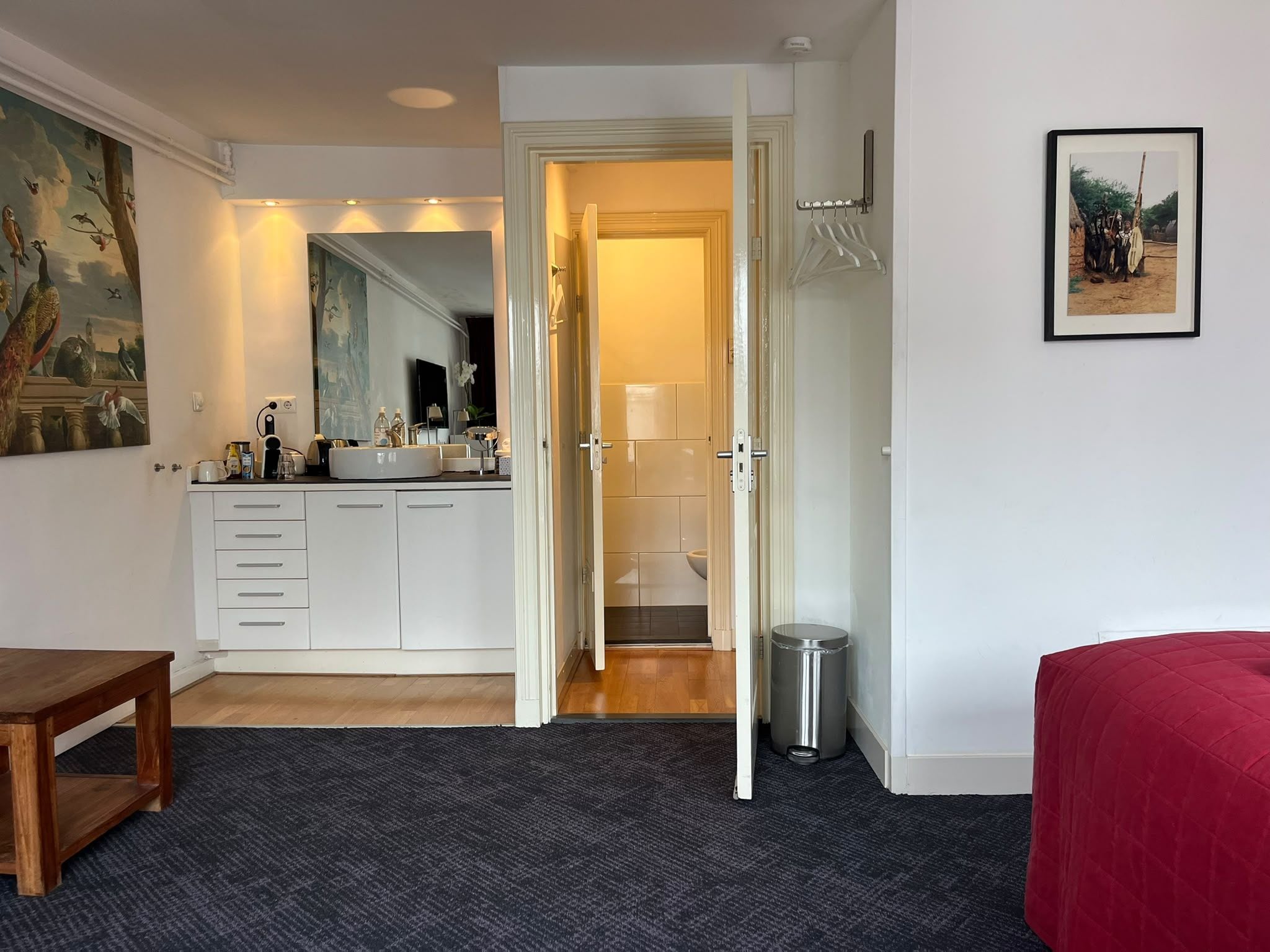 Room Top room | Minibar (free items), in-room safe, desk, laptop workspace