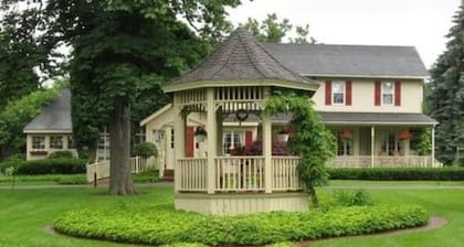 Asa Ransom House