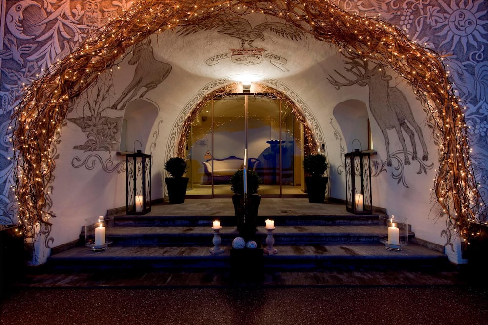 Hotel Lenzerhorn – Alpine Stay, Spa & Savour