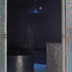Sauna, hot tub, steam room, body treatments, hot stone massages