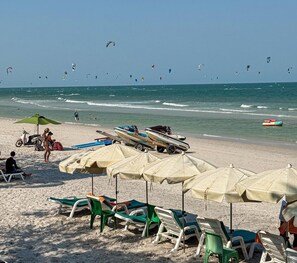 On the beach - Sailom Hotel Hua Hin (Hua Hin)
