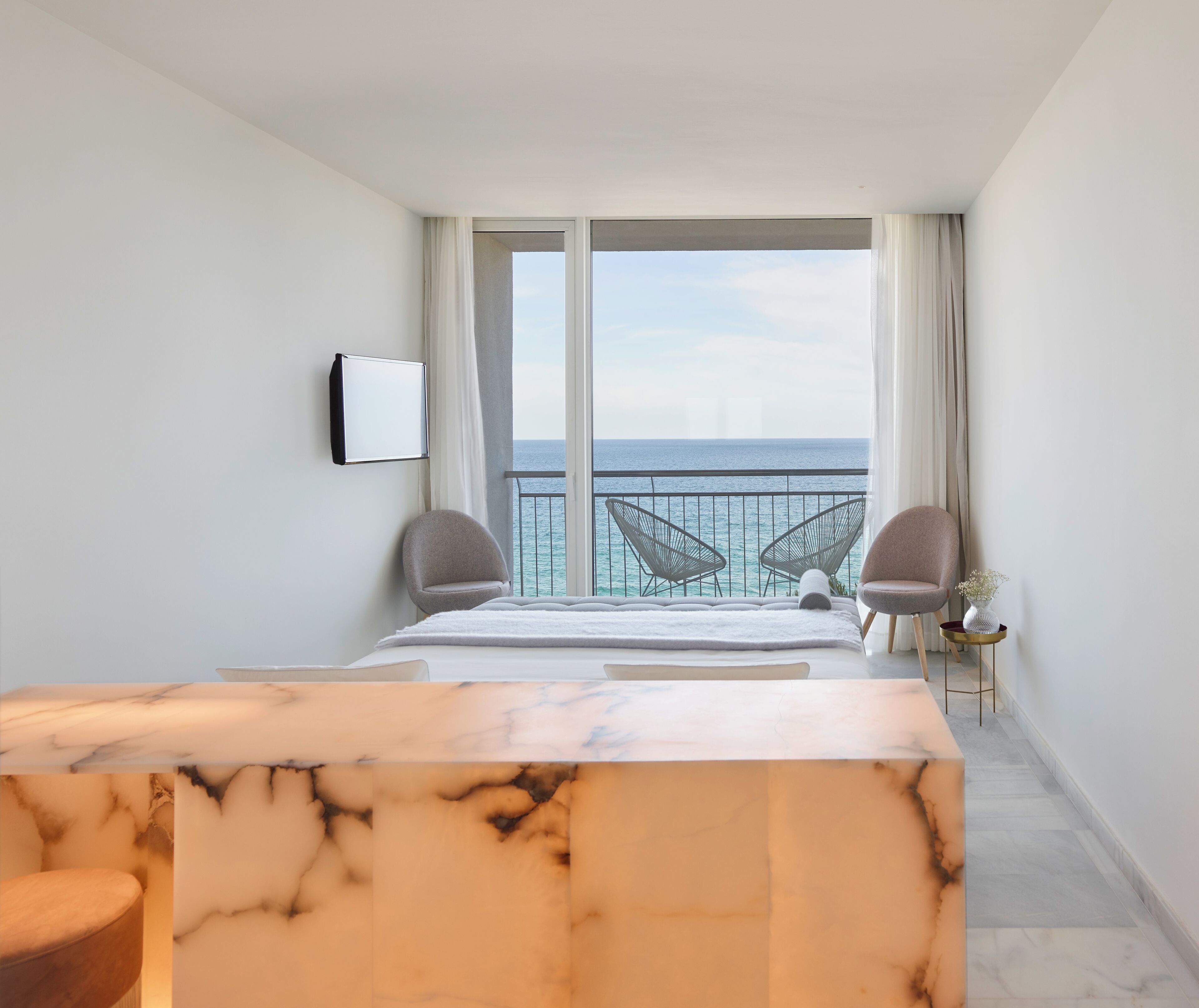 front room sea view, balcony | 1 bedroom, hypo-allergenic bedding, minibar, in-room safe