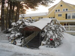 Exterior detail - Eastman Inn (North Conway)