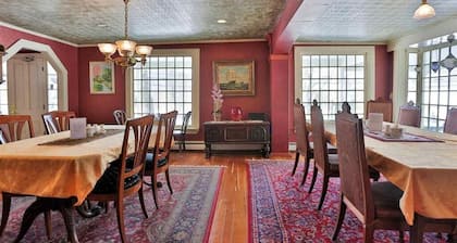 Eastman Inn