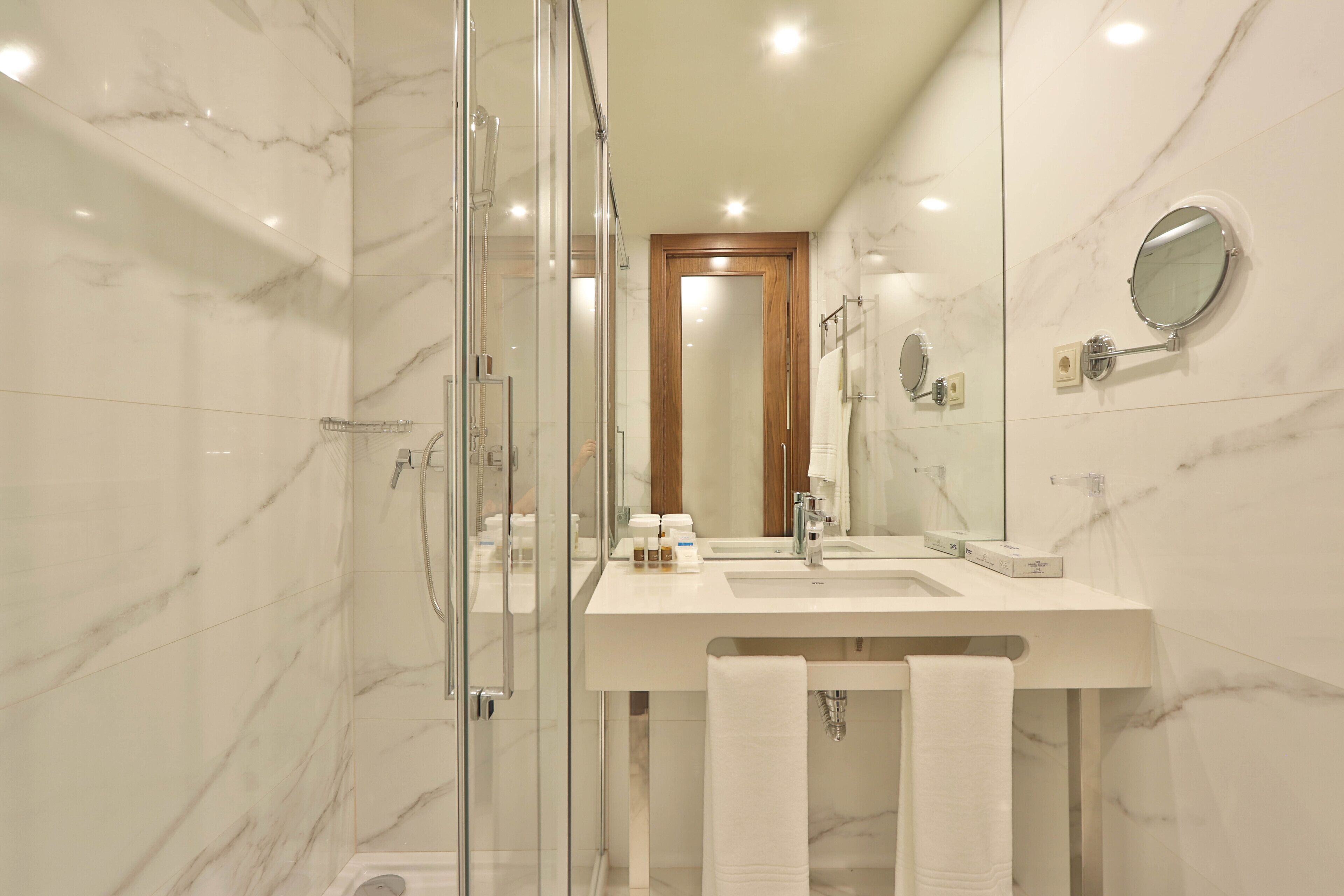 superior double room | 1 bedroom, minibar, in-room safe, blackout curtains