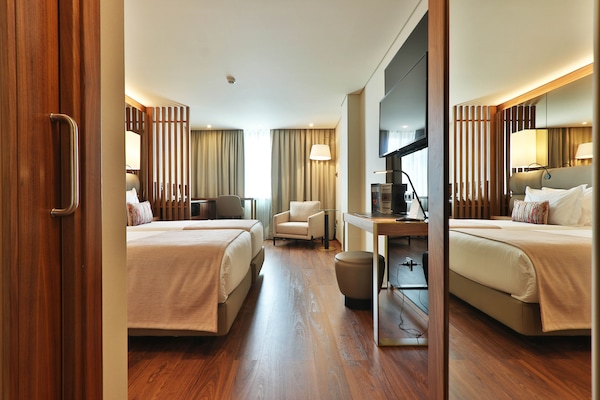 Executive Twin Room