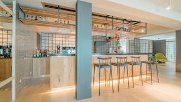 Bar (en la propiedad)