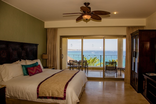 2 Bedroom Suite No Meals Included | Premium bedding, down comforters, in-room safe, blackout drapes
