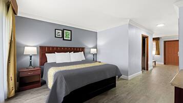 Executive-Suite, 1 King-Bett und Schlafsofa, Nichtraucher, Kochnische | 1 Schlafzimmer, Schreibtisch, Verdunkelungsvorhänge