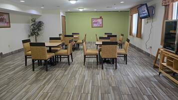 Free continental breakfast