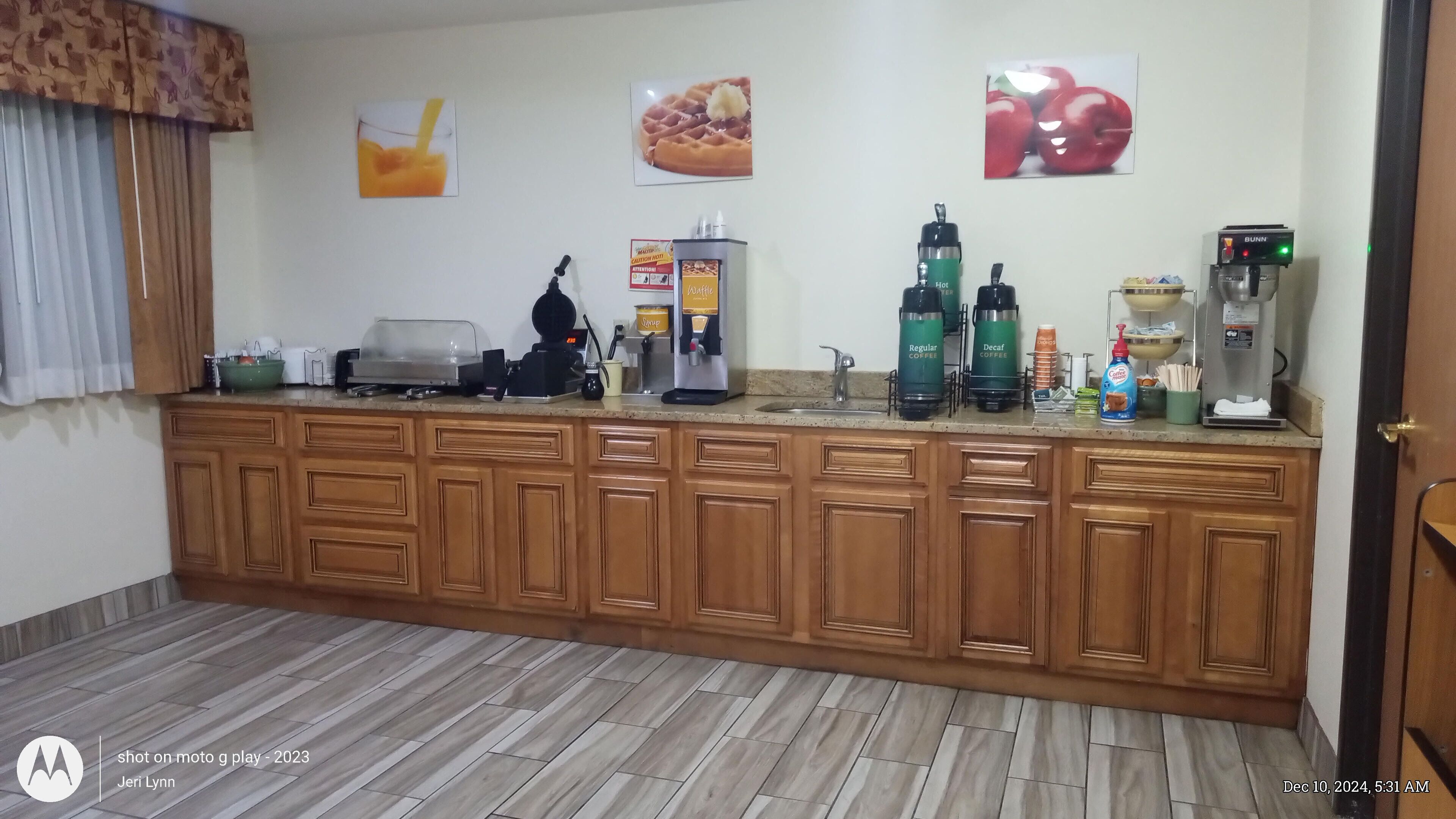 Free continental breakfast