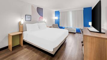 Quarto, 1 cama King | Roupas de cama antialérgicas, escrivaninha