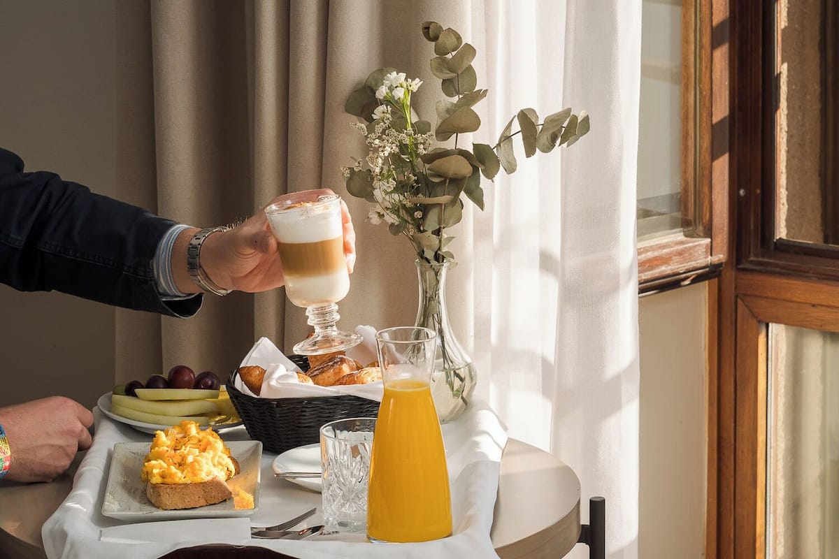 daily buffet breakfast (eur 27 per person)