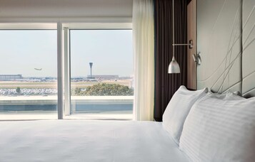 Allergikerbettwaren, Zimmersafe, Schreibtisch