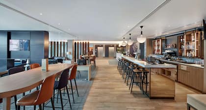 Hyatt Place London Heathrow Airport