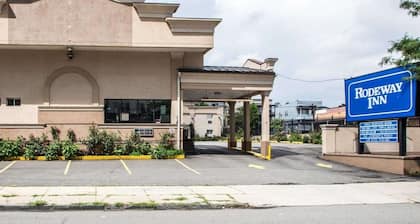Rodeway Inn Paterson Great Falls Park Area