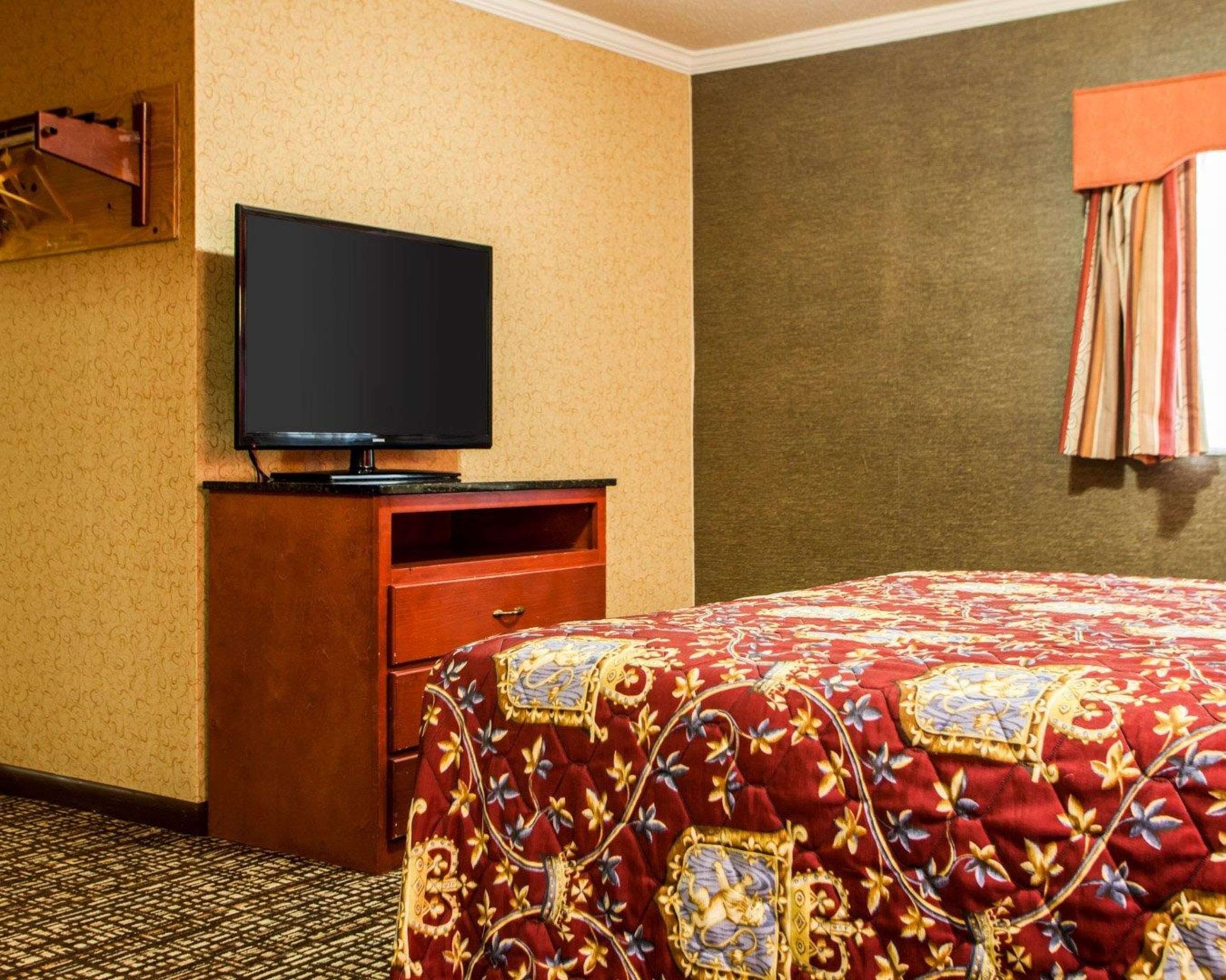 Photo - Rodeway Inn Paterson Great Falls Park Area