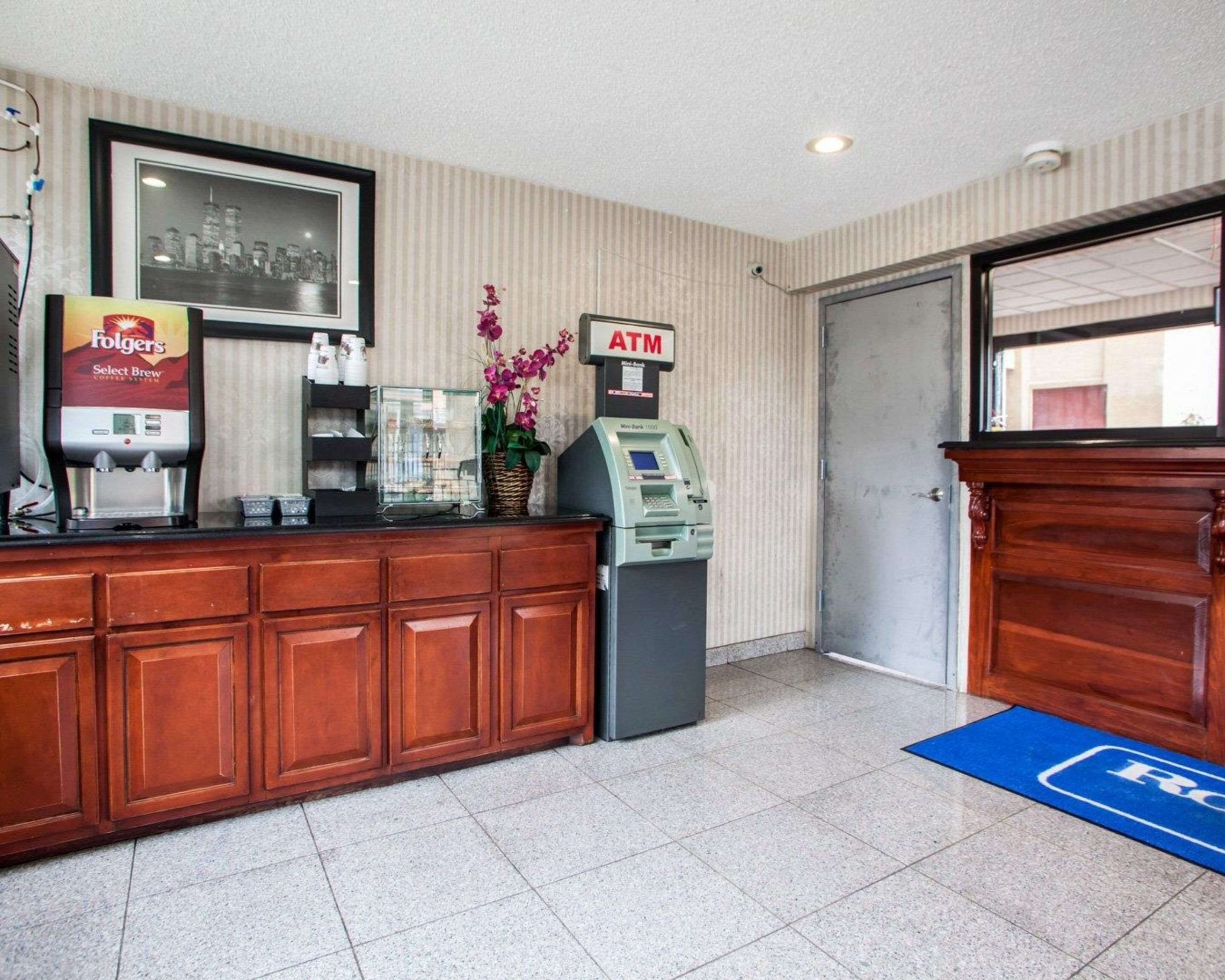 Photo - Rodeway Inn Paterson Great Falls Park Area