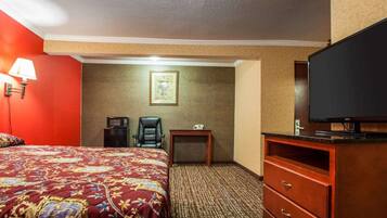 Desk, iron/ironing board, free WiFi, bed sheets