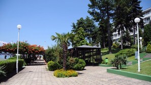 Garden - Granit (Ohrid)