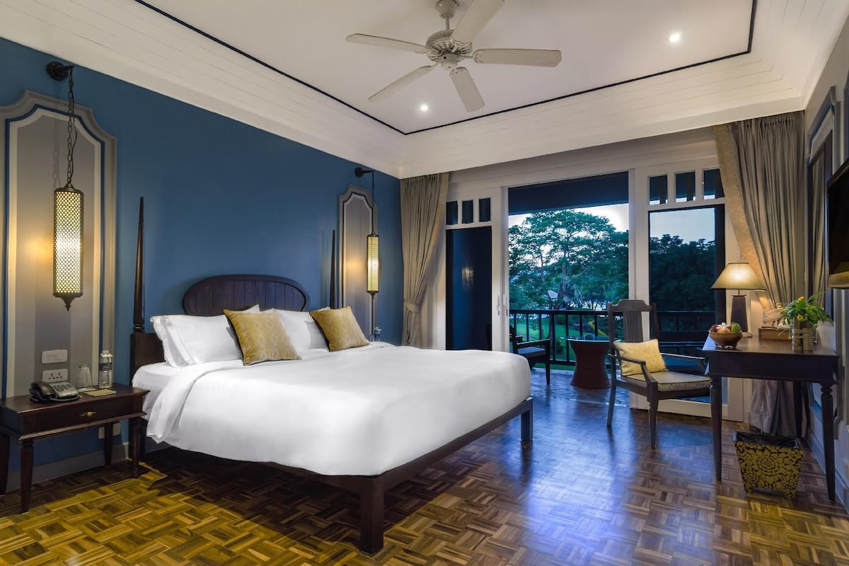 Deluxe Room | 1 bedroom, desk, free WiFi, bed sheets