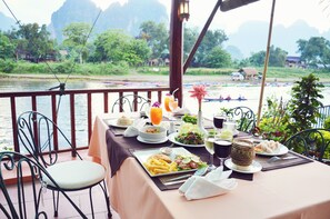 Restaurant - Villa Nam Song (Vang Vieng)