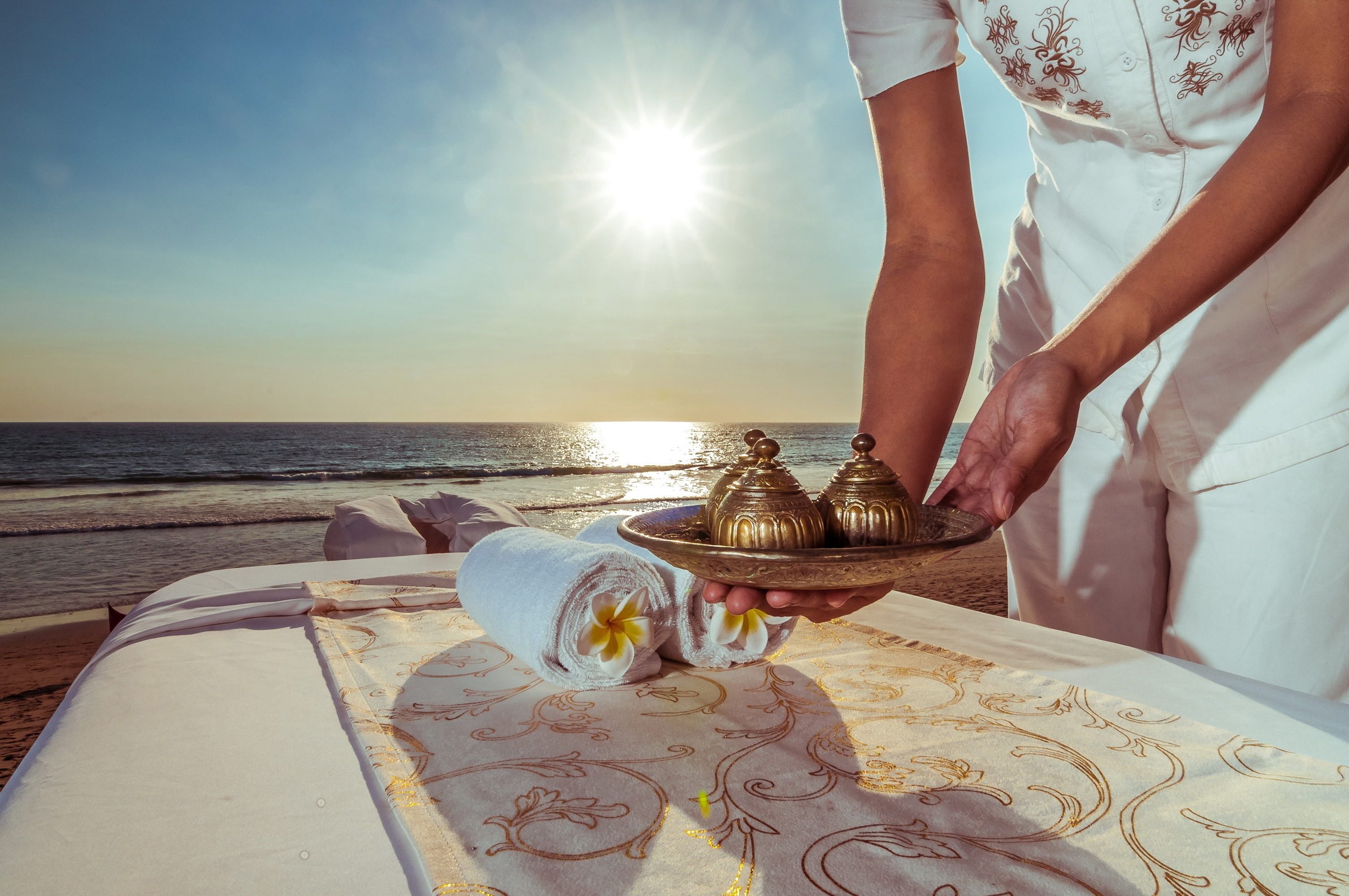 Sauna, 7 treatment rooms, massages