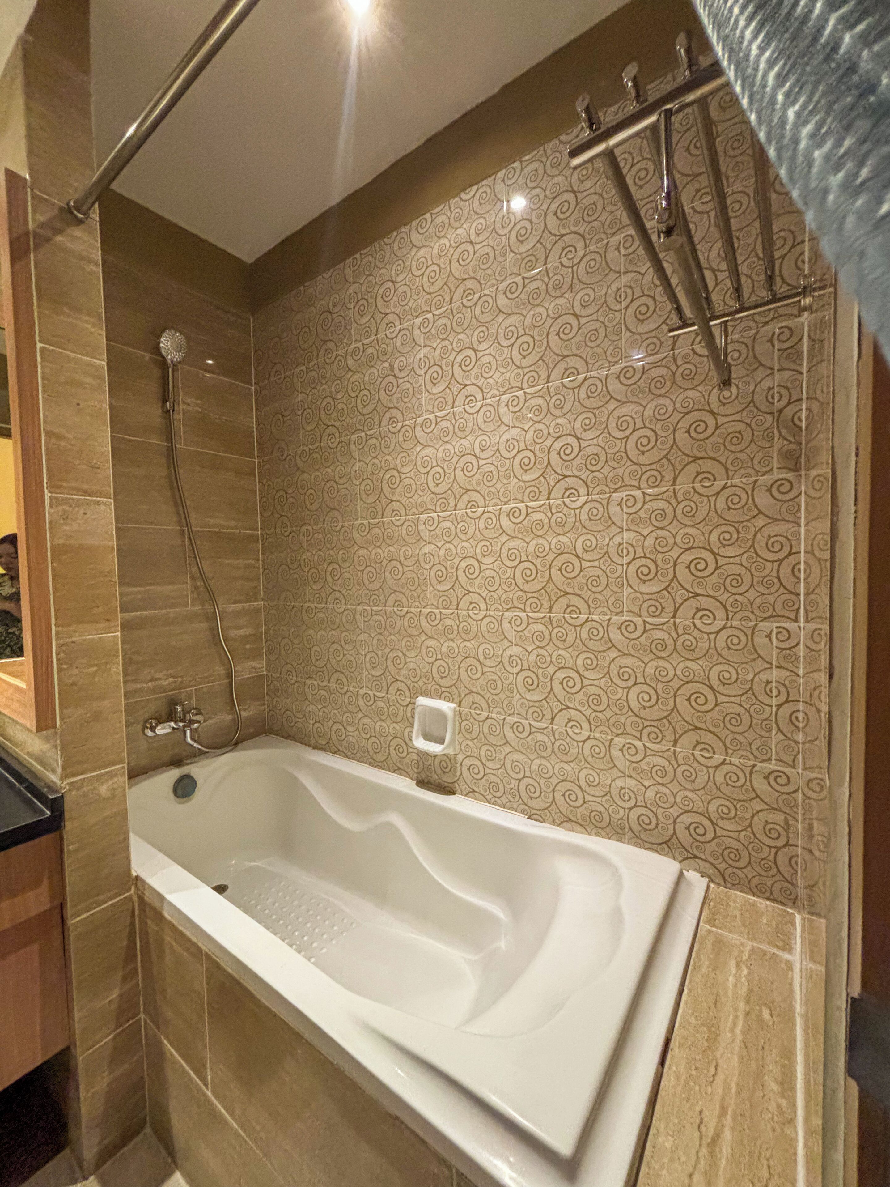 Suite - 1 soveværelse - balkon | Badeværelse | Miljøvenlige toiletartikler, hårtørrer, hjemmesko, bidet