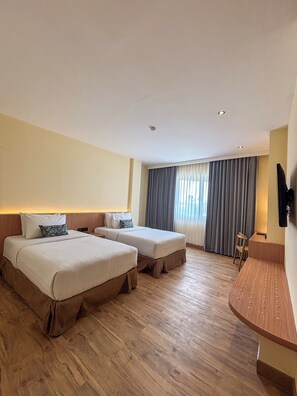 Junior Suite, 1 Bedroom | Premium bedding, minibar, desk, laptop workspace - The Rivavi Legian (Legian)