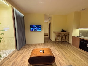 Suite, 1 Bedroom | Premium bedding, minibar, desk, laptop workspace - The Rivavi Legian (Legian)