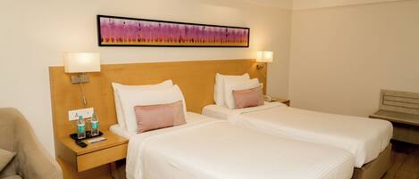 Superior Room, 2 Twin Beds | Minibar, in-room safe, desk, blackout drapes