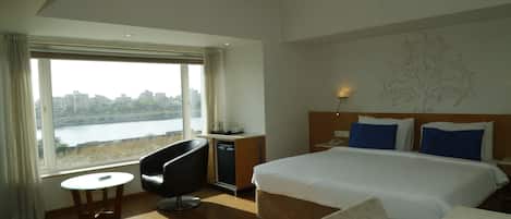 Minibar, in-room safe, desk, blackout curtains