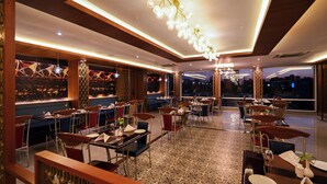 Restaurant - Rivera Sarovar Portico Ahmedabad (Ahmedabad)