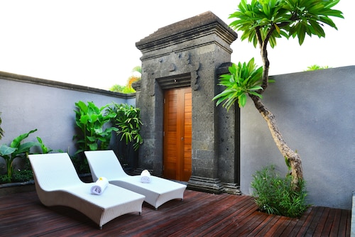Bali Nyuh Gading Villa